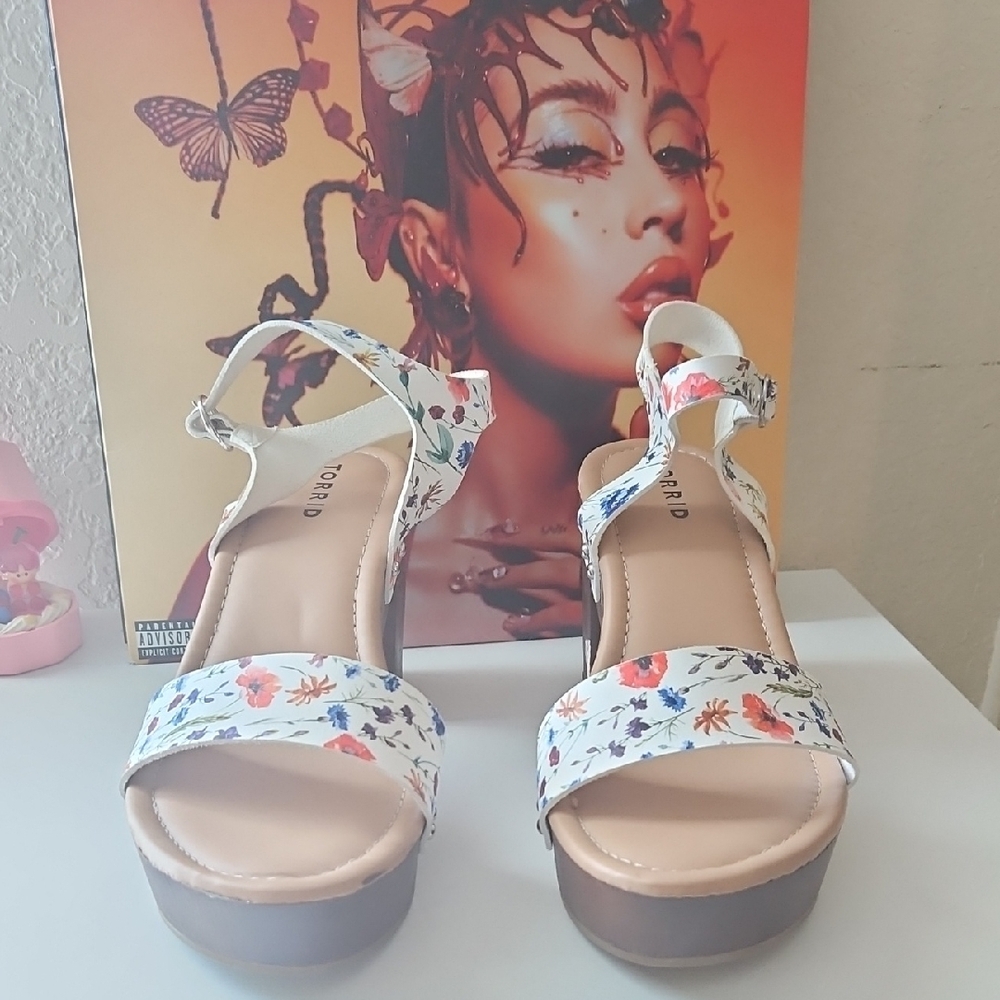 Floral Platform Sandals